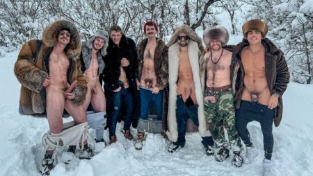 Snow Buddies Snow Plowin – Adam Snow, Casey Everett, Greudyn Pena, RickAndGriff, Jaxxon Stone, Jonah Wheeler, Spencer Cole 免费观看-第1张